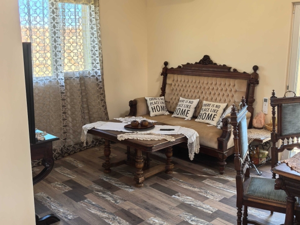 Дава се под наем Къща в Русе, Център - 130 кв.м за 612 € - Снимка #1