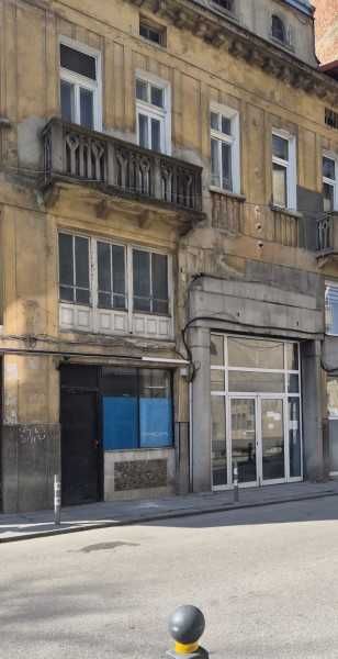 Къща в Габрово, Център - 312 кв.м за 327 €/кв.м - Снимка #1