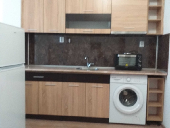 Дава се под наем Двустаен апартамент в Пловдив, Център - 60 кв.м за 331.5 € - Снимка #1