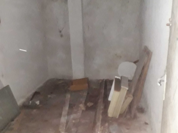 Дава се под наем Склад в Пазарджик, Идеален център - 8 кв.м за 25.5 € - Снимка #1