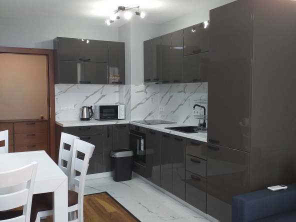 Дава се под наем Двустаен апартамент в София, Надежда 2 - 67 кв.м за 433.5 € - Снимка #1