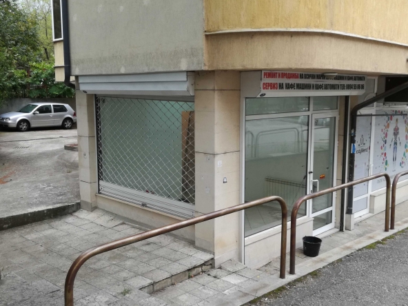 Дава се под наем Магазин в София, 7-ми 11-ти километър - 55 кв.м за 330 € - Снимка #1