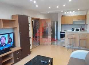 Дава се под наем Двустаен апартамент в Варна, Център - 70 кв.м за 460 € - Снимка #1