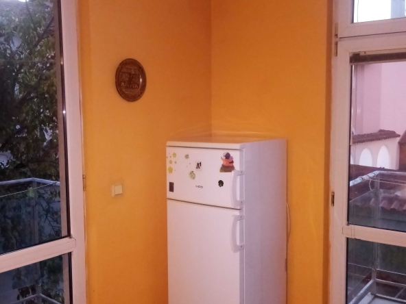 Дава се под наем Двустаен апартамент в София, Карпузица - 48 кв.м за 433.5 € - Снимка #1