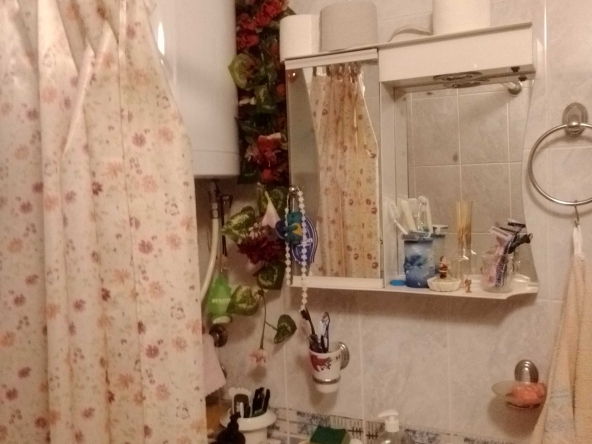 Дава се под наем Двустаен апартамент в Плевен, Дружба 1 - 64 кв.м за 153 € - Снимка #1