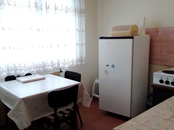 Дава се под наем Двустаен апартамент в Плевен, Дружба 1 - 75 кв.м за 280.5 € - Снимка #1