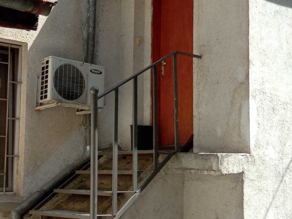 Дава се под наем Едностаен апартамент в София, Център - 32 кв.м за 306 € - Снимка #1