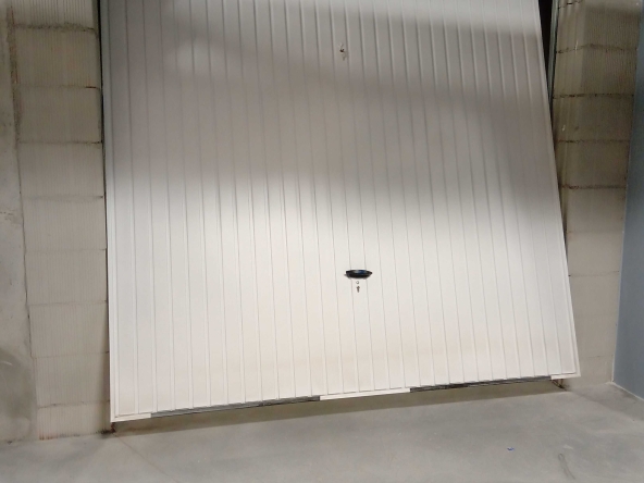 Дава се под наем Гараж / Паркомясто в София, Света Троица - 22 кв.м за 255 € - Снимка #1