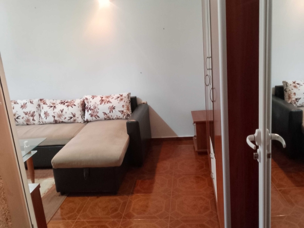 Дава се под наем Двустаен апартамент в Стара Загора, Център - 47 кв.м за 204 € - Снимка #1