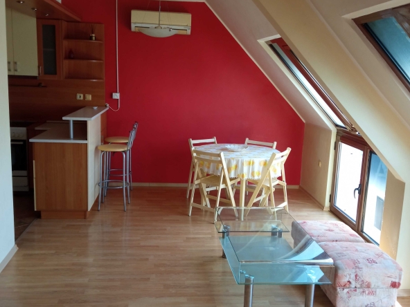 Дава се под наем Двустаен апартамент в Варна, Бриз - 64 кв.м за 408 € - Снимка #1