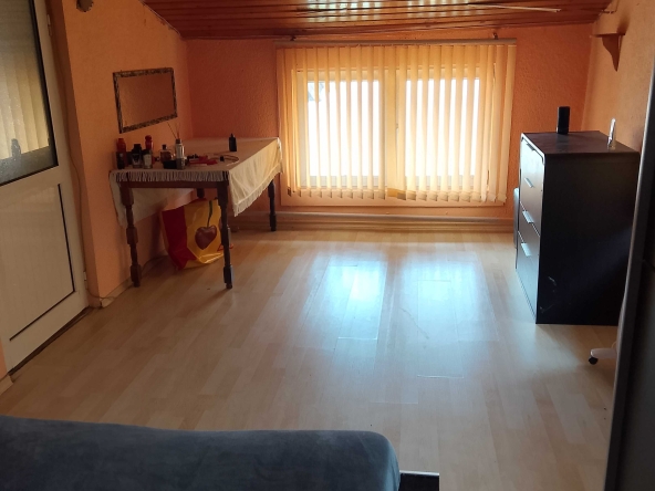 Дава се под наем Етаж от къща в София, в.з. Горна баня - 75 кв.м за 357 € - Снимка #1