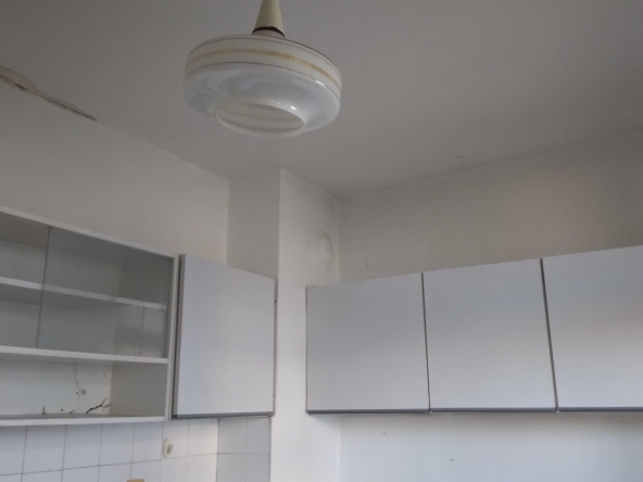 Дава се под наем Едностаен апартамент в Плевен, Широк център - 46 кв.м за 65000 € - Снимка #1