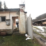 Дава се под наем Промишлена сграда в Габрово, Хаджицонев мост - 180 кв.м за 306 € - Снимка #1