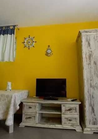 Двустаен апартамент в Поморие - 55 кв.м за 5 €/кв.м - Снимка #1