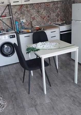 Дава се под наем Едностаен апартамент в Бургас, Меден рудник - зона А - 40 кв.м за 102 € - Снимка #1