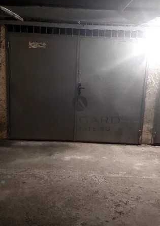 Гараж / Паркомясто в Пловдив, Център - 18 кв.м за 862 €/кв.м - Снимка #1