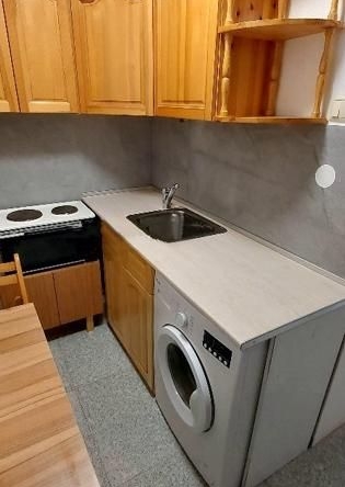 Дава се под наем Едностаен апартамент в София, Център - 35 кв.м за 350 € - Снимка #1