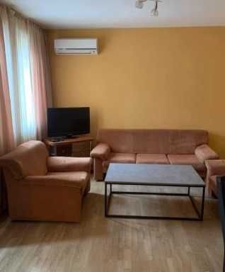 Дава се под наем Тристаен апартамент в Пловдив, Център - 89 кв.м за 341.7 € - Снимка #1