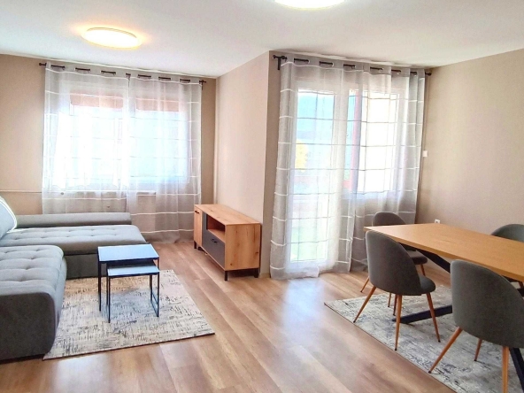 Дава се под наем Тристаен апартамент в София, Младост 4 - 106 кв.м за 760 € - Снимка #1