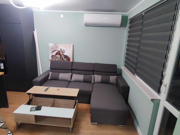 Дава се под наем Двустаен апартамент в Пловдив, Христо Смирненски - 52 кв.м за 561 € - Снимка #1