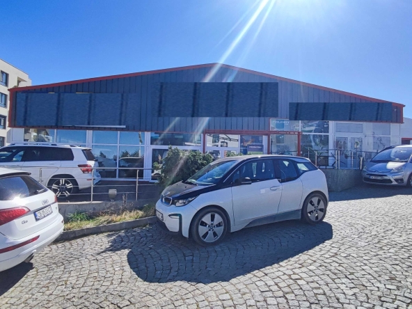 Дава се под наем Промишлена сграда в София, Борово - 1361 кв.м за 153000 € - Снимка #1