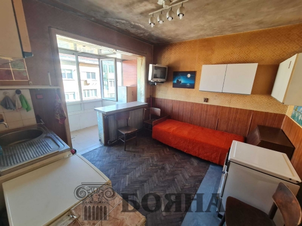 Двустаен апартамент в Русе, Център - 61 кв.м за 1345 €/кв.м - Снимка #1