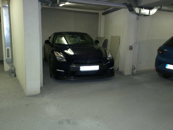 Дава се под наем Гараж / Паркомясто в София, Редута - 19 кв.м за 119.34 € - Снимка #1