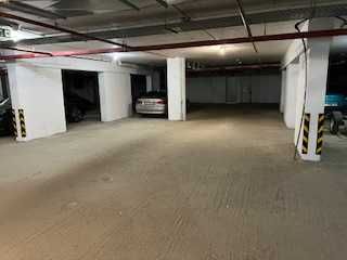 Дава се под наем Гараж / Паркомясто в София, Оборище - 12 кв.м за 102 € - Снимка #1