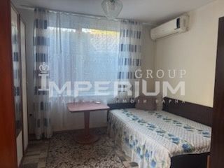 Дава се под наем Двустаен апартамент в Варна, Цветен квартал - 50 кв.м за 367.2 € - Снимка #1