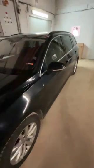 Дава се под наем Гараж / Паркомясто в София, Кръстова вада - 18 кв.м за 86.7 € - Снимка #1