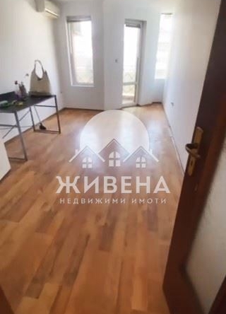 Дава се под наем Двустаен апартамент в Варна, Окръжна болница - 65 кв.м за 332 € - Снимка #1