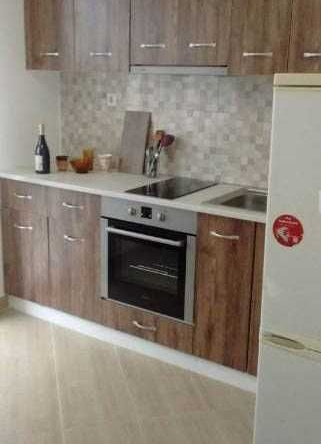 Дава се под наем Тристаен апартамент в София, Люлин 10 - 90 кв.м за 598.23 € - Снимка #1