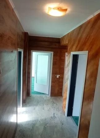Дава се под наем Етаж от къща в София, Разсадника - 137 кв.м за 650 € - Снимка #1
