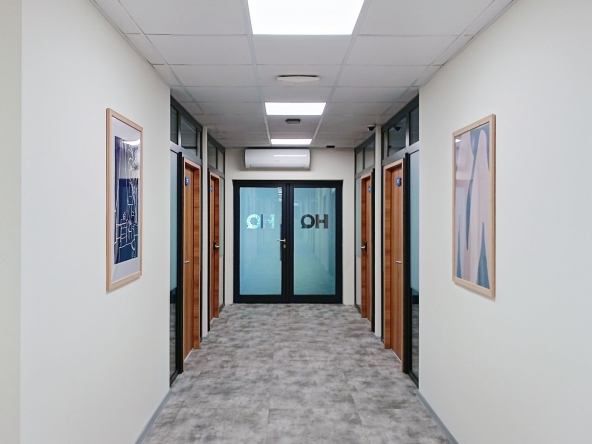 Дава се под наем Офис в Пловдив, Южен - 10 кв.м за 96.39 € - Снимка #1