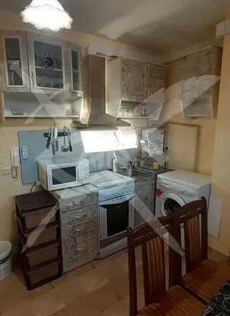 Дава се под наем Двустаен апартамент в Варна, Цветен квартал - 50 кв.м за 225 € - Снимка #1