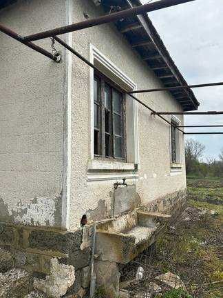 Къща в с. Богорово, Област Ямбол - 782 кв.м за 7 €/кв.м - Снимка #1