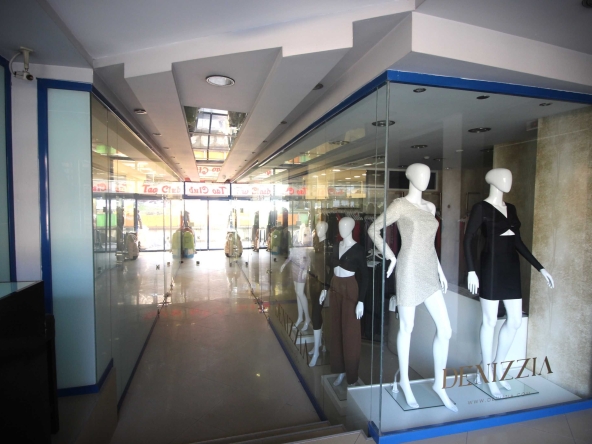 Дава се под наем Магазин в Габрово, Център - 200 кв.м за 1020 € - Снимка #1