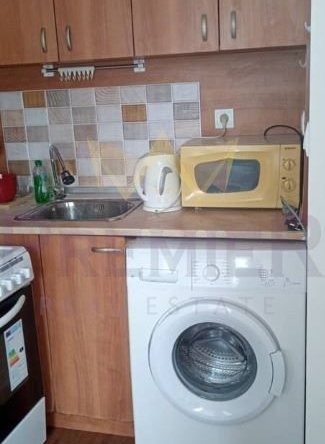 Дава се под наем Тристаен апартамент в Варна, Възраждане 1 - 56 кв.м за 408 € - Снимка #1