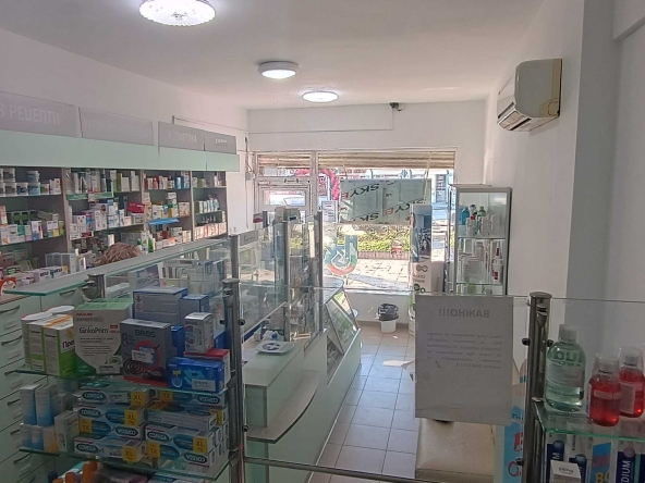 Дава се под наем Офис в Белослав - 35 кв.м за 816 € - Снимка #1