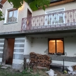 Къща в с. Орешец, Област Пловдив - 444 кв.м за 190 €/кв.м - Снимка #1