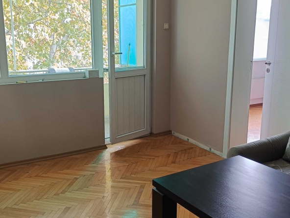 Дава се под наем Двустаен апартамент в Пловдив, Съдийски - 70 кв.м за 400 € - Снимка #1