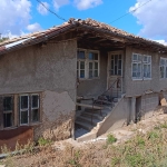 Къща в с. Долец, Област Търговище - 120 кв.м за 30 €/кв.м - Снимка #1