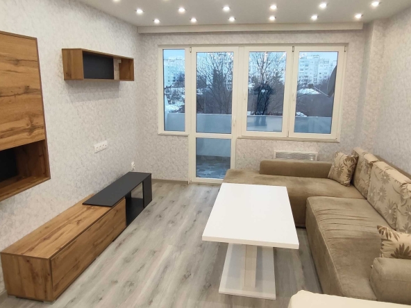 Дава се под наем Двустаен апартамент в София, Люлин 10 - 65 кв.м за 598.23 € - Снимка #1