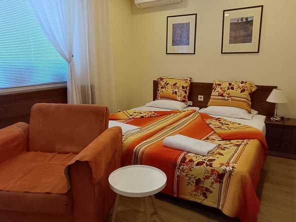 Дава се под наем Къща в Панагюрище - 40 кв.м за 14.79 € - Снимка #1