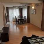 Дава се под наем Четиристаен апартамент в София, Студентски град - 200 кв.м за 980 € - Снимка #1