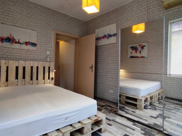 Дава се под наем Двустаен апартамент в София, Център - 60 кв.м за 440 € - Снимка #1