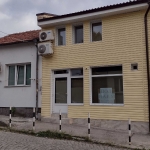 Дава се под наем Магазин в Перник, Пригаров район - 44 кв.м за 408 € - Снимка #1