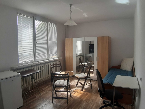 Дава се под наем Едностаен апартамент в София, Белите брези - 26 кв.м за 310 € - Снимка #1