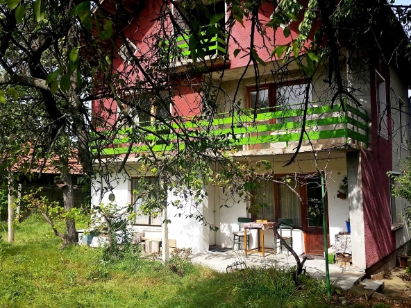 Къща в с. Граница, Област Кюстендил - 210 кв.м за 343 €/кв.м - Снимка #1