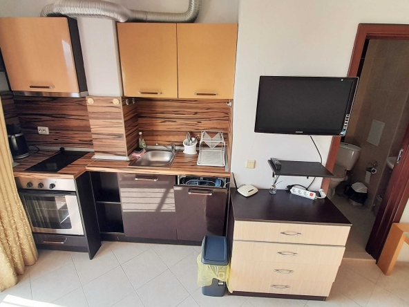 Едностаен апартамент в к.к. Слънчев бряг - 34 кв.м за 975 €/кв.м - Снимка #1